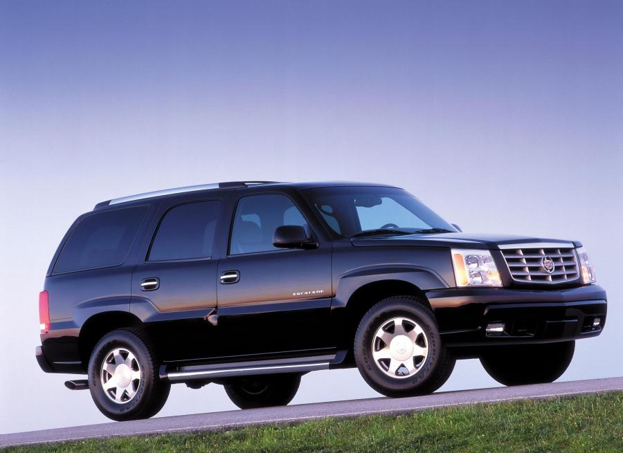  Cadillac Escalade 2002 года  (фото 19 из 47)